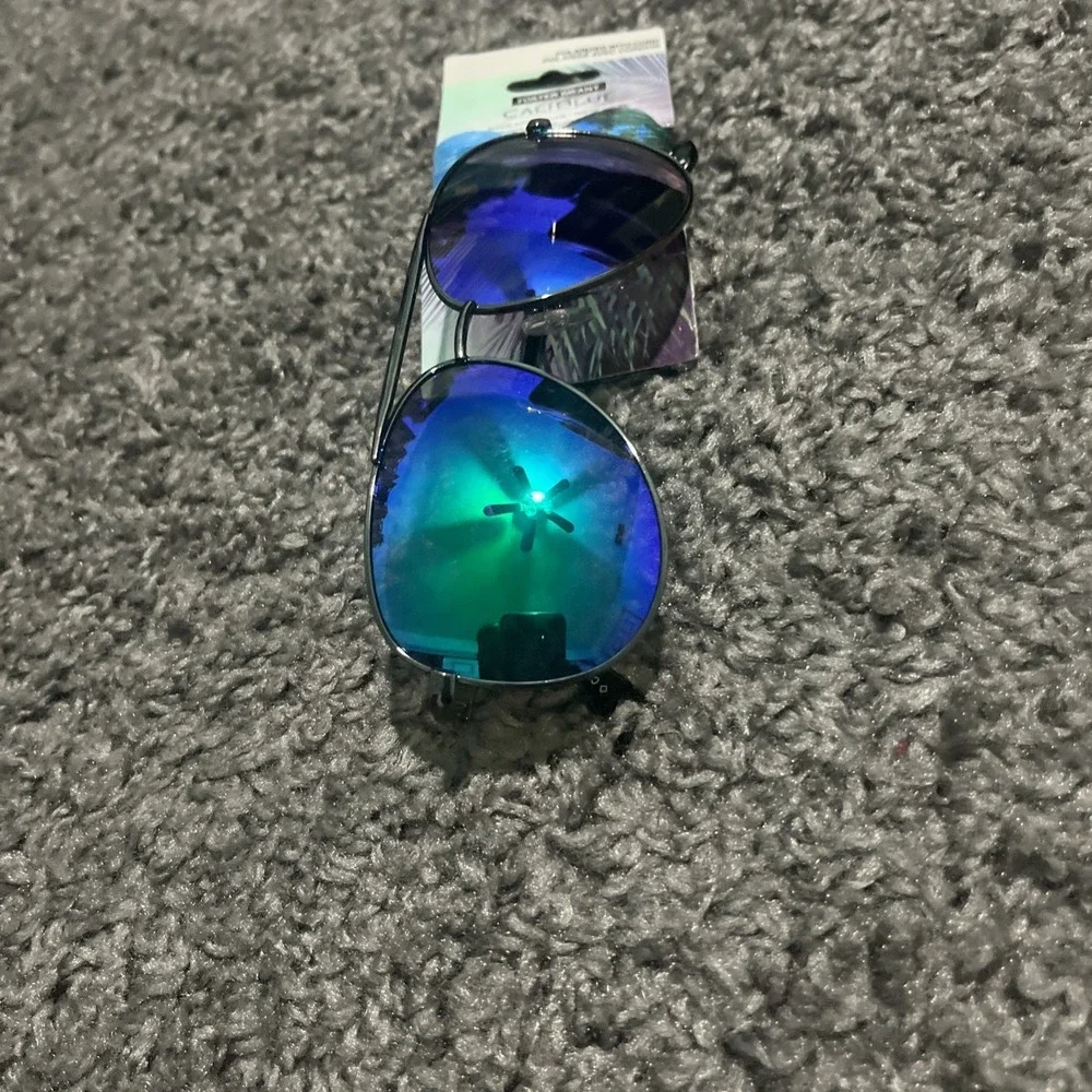 FOSTER GRANT SUNGLASSES MSRP $25.00‎ POLARIZED